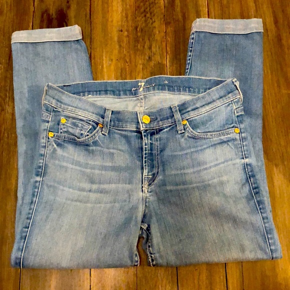 7 For All Mankind Denim - ❤️ 7 FOR ALL MANKIND LONG CAPRIS ♥️